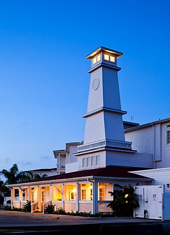 ROCKPORT, TEXAS, USA. A hotel that looks like a lighthouse at dusk.